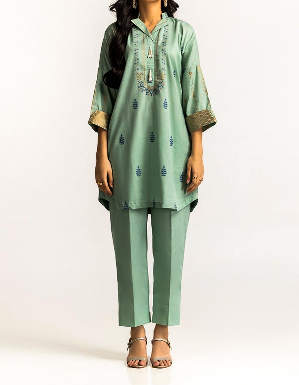 Jacquard Shirt And Dyed Trouser - 370-47